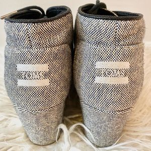 TOMS Grey & Black Sparkle Booties Women’s Size 9.5